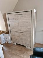 Armoire 222 cm de large, 85 cm de haut, 50 cm de profondeur, Enlèvement