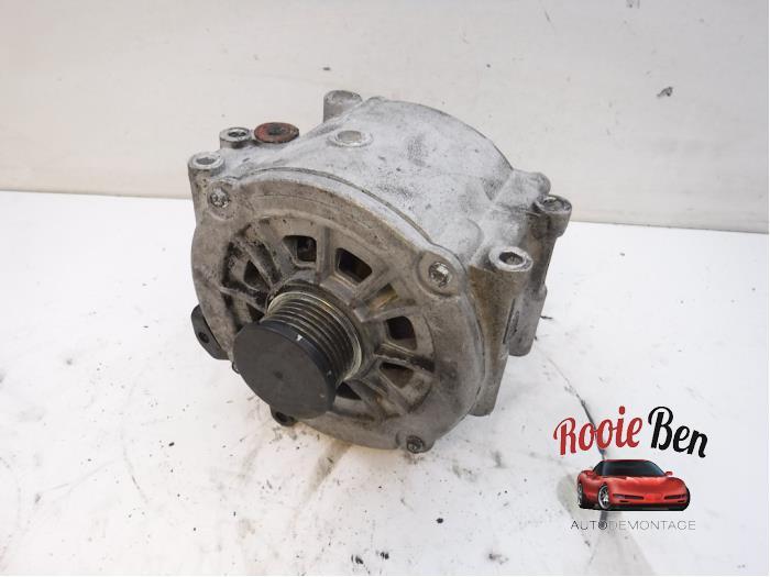 Dynamo d'un Mercedes ML-Klasse, Autos : Pièces & Accessoires, Moteurs & Accessoires, Mercedes-Benz, Utilisé, 3 mois de garantie