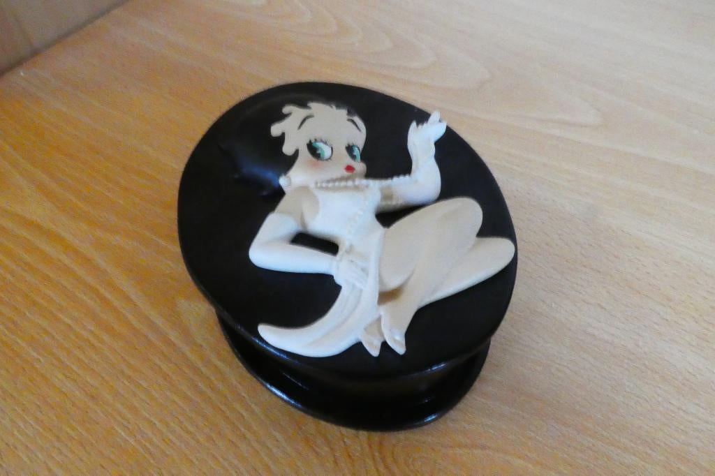 Betty Boop boîte ovale 3D rare tropico difusion 1998, Enlèvement ou Envoi, Neuf, Humain
