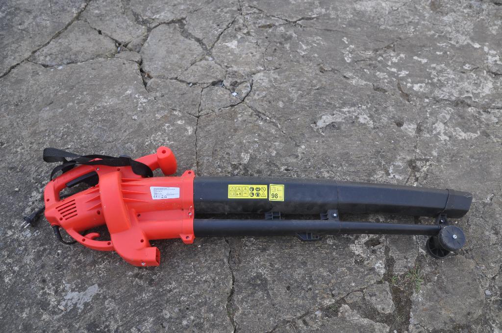 Souffleur de feuille, Enlèvement, Utilisé, Électrique, Porté à la main