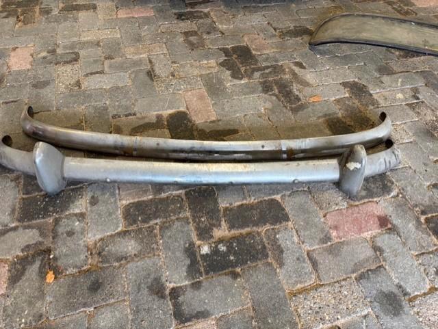 Triumph TR4-4A-5-250 voorbumpers, Auto diversen, Overige Auto diversen, Ophalen
