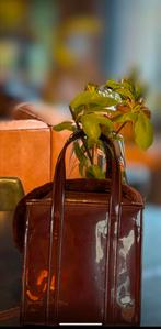 Nieuw YAYA handtas in burgundy laklook en afneembare nepbont, Enlèvement, Neuf, Autres couleurs, Sac à main