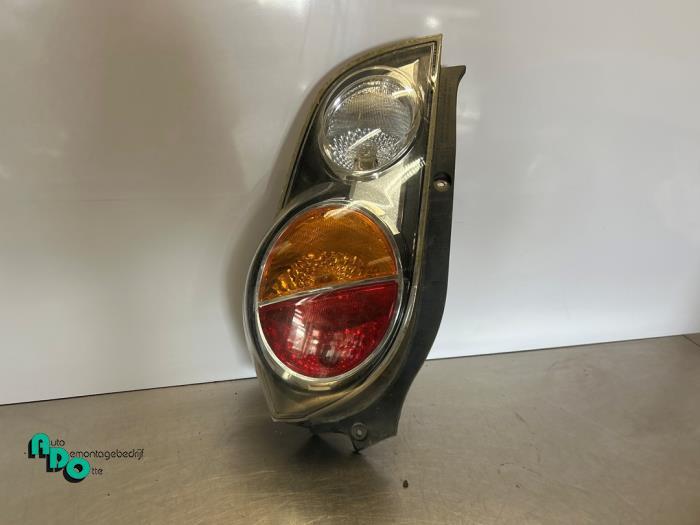 Feu arrière droit d'un Chevrolet Spark (Spark 09-), Autos : Pièces & Accessoires, -, 3 mois de garantie, Utilisé, -