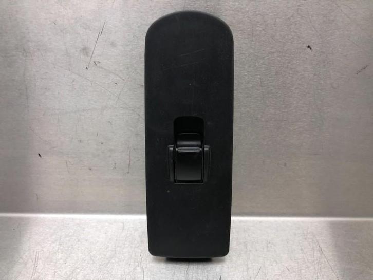 RAAMSCHAKELAAR Mitsubishi Colt (Z2 / Z3) (|MR587944|), Auto-onderdelen, Overige Auto-onderdelen, Mitsubishi, Gebruikt