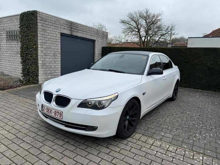 Zeer nette BMW E60/ 2009 Euro 5 Diesel, Auto's, BMW, Particulier, 5 Reeks, Diesel, Euro 5, Berline, Zwart, Ophalen