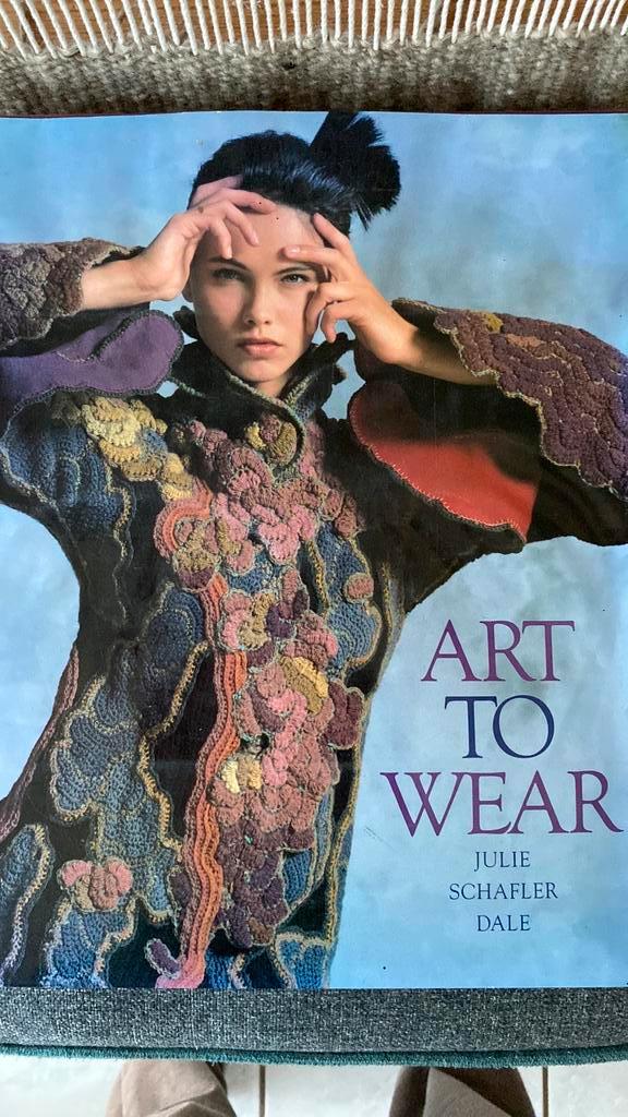 Art to wear, Boeken, Kunst en Cultuur | Beeldend, Zo goed als nieuw, Overige onderwerpen, Ophalen of Verzenden