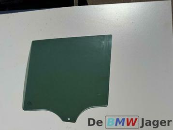 Zijruit links achter zwart BMW X5 F15 en F85 51357292907 beschikbaar voor biedingen