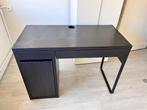 Zwart bureau ‘Micky’s ikea, Huis en Inrichting, Bureaus, Ophalen, Zo goed als nieuw, Bureau