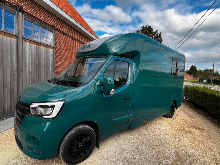 Unieke STX 19000km!!!als nieuw paardencamionette, Dieren en Toebehoren, Paarden en Pony's | Trailers en Aanhangwagens, Ophalen