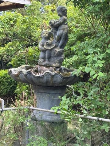 Beeld/fontein voor tuin vijver beschikbaar voor biedingen