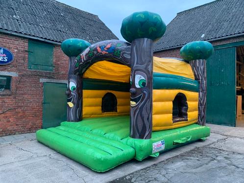 Sprinkasteel met blower 4 op 5, springkussen, luchtkasteel, Kinderen en Baby's, Speelgoed | Buiten | Springkussens, Gebruikt, Ophalen