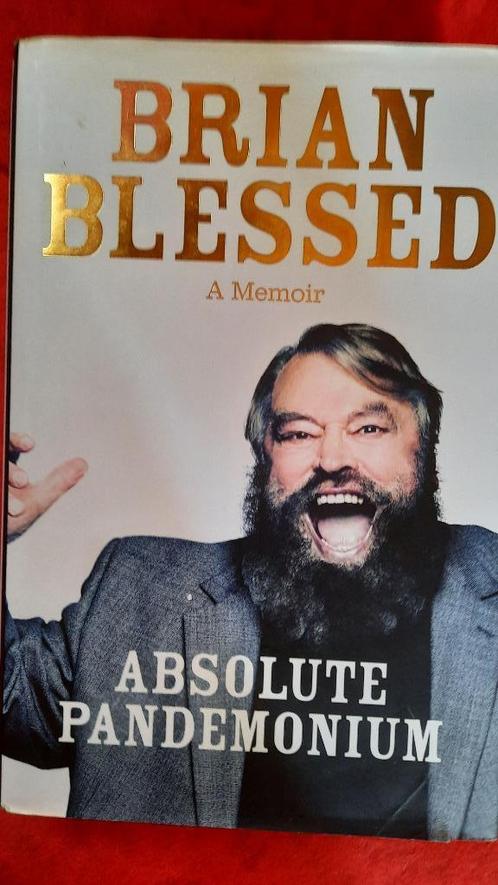 BRIAN BLESSED - ABSOLUTE PANDEMONIUM - ENGELS, Boeken, Biografieën, Film, Tv en Media, Ophalen of Verzenden