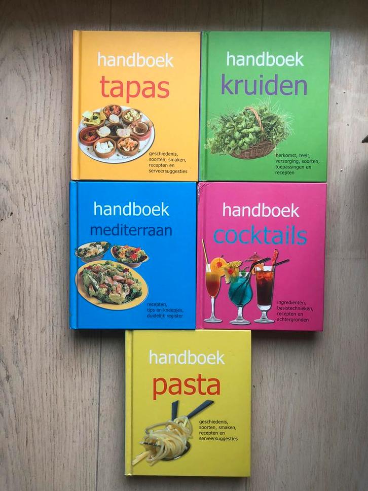 Kookboeken 5-delige set., Boeken, Kookboeken, Zo goed als nieuw, Ophalen