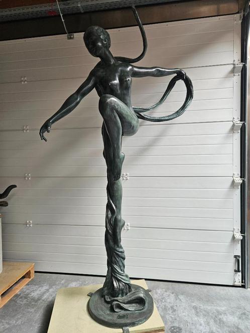 BRONZEN DANSEND NAAKTE DAME 2,35 M HOOG PRACHTIG BEELD !!!, Tuin en Terras, Tuinbeelden, Nieuw, Mensenbeeld, Overige materialen