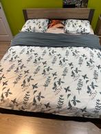 Prachtig bed ( 160x200 cm ) met matras, Ophalen