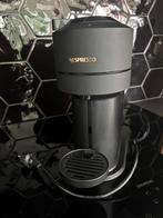 Koffiemachine Vertuo Nespresso, Elektronische apparatuur, Koffiezetapparaten, Ophalen, Koffiemachine, Zo goed als nieuw, 1 kopje
