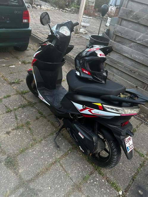 Neco one 12 A klassen, Fietsen en Brommers, Scooters | Peugeot, Zo goed als nieuw, Overige modellen, Benzine, Ophalen