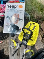 Fietsstoeltje voor stuur met windscherm Yepp, Fietsen en Brommers, Fietsaccessoires | Fietsstoeltjes, Voetsteuntjes, Yepp (Thule)