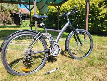   Vélo femme, occasion à saisir ! beschikbaar voor biedingen