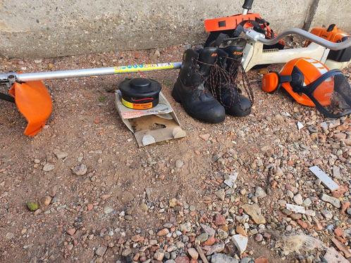 Stihl krachtige professionele bosmaaier FS300., Tuin en Terras, Bosmaaiers, Zo goed als nieuw, Benzine, 50 cm of meer, Ophalen of Verzenden
