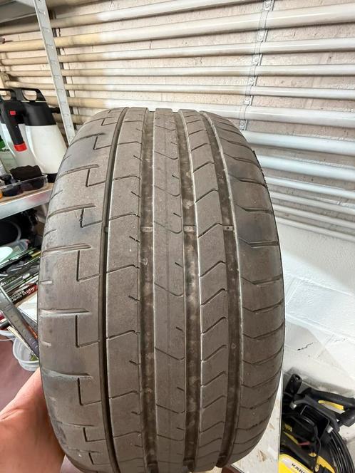 Pneus Pirelli Pzero / 235/35/19, Auto-onderdelen, Banden en Velgen, Band(en), Zomerbanden, 19 inch, 235 mm, Gebruikt, Ophalen