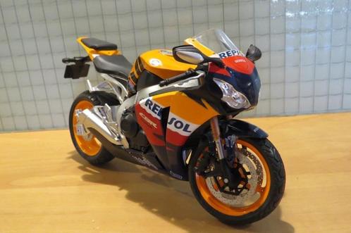 Honda CBR1000RR Fireblade Repsol 1:12 600503, Hobby & Loisirs créatifs, Voitures miniatures | 1:5 à 1:12, Neuf, Moteur, 1:9 à 1:12