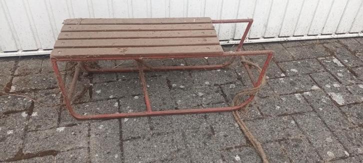 Vintage slee uit ijzer en hout 29Bx29Hx75L, Kinderen en Baby's, Speelgoed | Buiten | Sleeën, Gebruikt, Hout, Ophalen