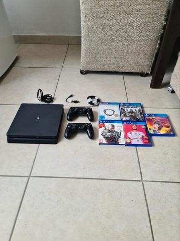 Playstation 4 Slim 1TB | 2 Controllers | 5 Games beschikbaar voor biedingen