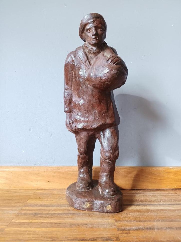 Beeld garnaalvisser J. Arnost Gause?, Antiek en Kunst, Kunst | Beelden en Houtsnijwerken, Ophalen of Verzenden