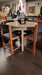 Vintage dining room set met ronde tafel, Huis en Inrichting, Ophalen, Zo goed als nieuw