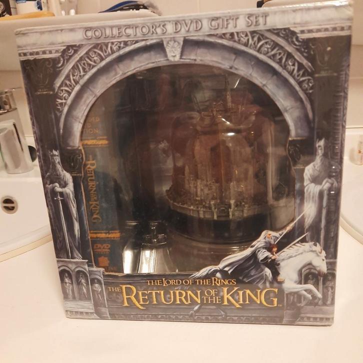 LOTR -RETURN OF THE KING*COLLECTOR 5 DVD GIFT SET*SEALED*, Verzamelen, Lord of the Rings, Nieuw, Beeldje of Buste, Ophalen