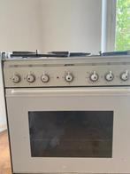 Gaziniere SMEG avec four, Electroménager, Gaz, Gril, 4 zones de cuisson, Enlèvement