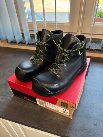 Werkschoenen  beschikbaar voor biedingen