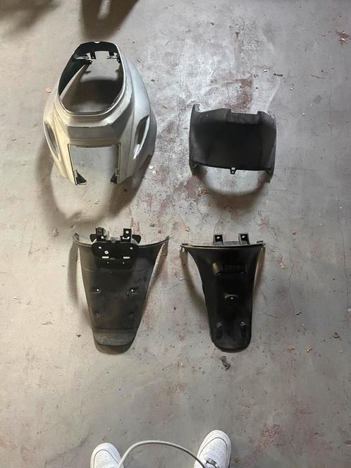Allemaal verschillende onderdelen booster/aerox/zip, Motoren, Tuning en Styling, Ophalen