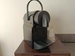 Nespresso Inissia, Electroménager, Machine à espresso, Réservoir d'eau amovible, Dosettes et capsules de café, Enlèvement