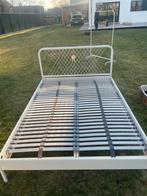 Lit (sans matelas) + 2 tables de chevet blanches, Maison & Meubles, 210 cm, Enlèvement, Utilisé, Métal
