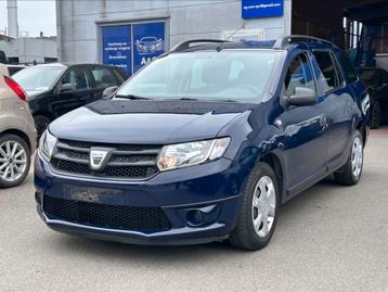 Dacia Logan 0.9 benzine 2015 68.958km Airco, Auto's, Dacia, Voorwielaandrijving, Stof, Electronic Stability Program (ESP), https://public.car-pass.be/vhr/c44b9ab5-f18f-4bbb-8f66-8e49962b304a