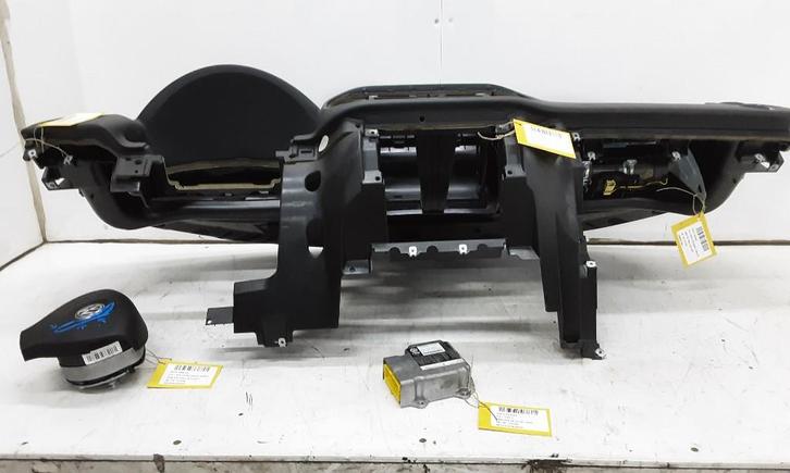 AIRBAG SET Volkswagen Tiguan (5N1 / 2) (01-2007/07-2018), Auto-onderdelen, Overige Auto-onderdelen, Volkswagen, Gebruikt