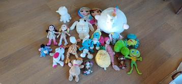 knuffels meisje smurfen, K3, Frozen, konijntjestas, katlamp, beschikbaar voor biedingen