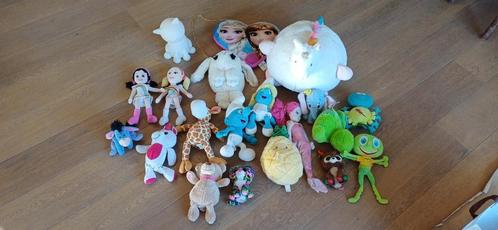 knuffels meisje smurfen, K3, Frozen, konijntjestas, katlamp,, Kinderen en Baby's, Speelgoed | Knuffels en Pluche, Zo goed als nieuw