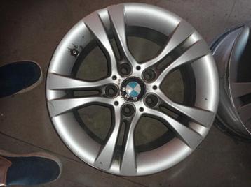 Jantes BMW 16 pouces 205/55r16 beschikbaar voor biedingen