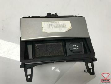 cendrier mercedes classe c w204 a2046801350, Utilisé, Mercedes-Benz