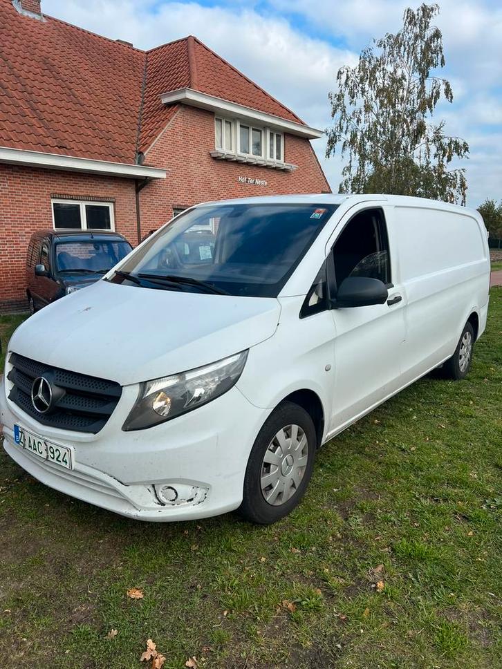 Mercedes vito w447 116cdi lang 2015 e5 geen airco export, Auto's, Bestelwagens en Lichte vracht, Bedrijf, ABS, Airbags, Boordcomputer