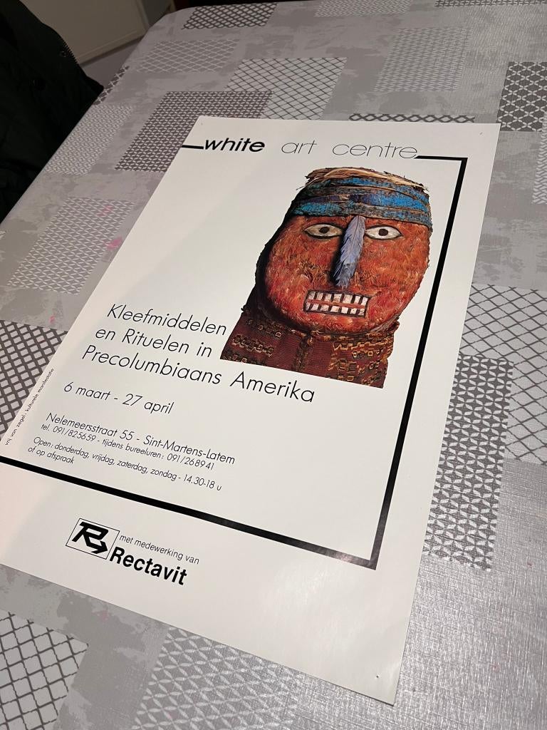 Vintage Poster White Art Centre - Kleefmiddelen en Rituelen, Rechthoekig Staand, Deurposter of groter, Ophalen of Verzenden, Zo goed als nieuw