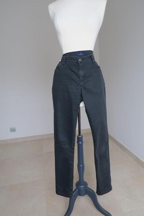 Zwarte coated jeans - Xandres - M 27, Kleding | Dames, Spijkerbroeken en Jeans, Gedragen, W27 (confectie 34) of kleiner, Zwart