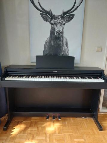 Yamaha Arius YDP-164 beschikbaar voor biedingen