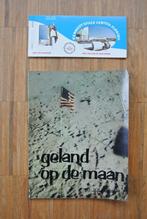 Maandlanding: Boek + vintage kaarten Kennedy Space Center, Comme neuf, Livre ou Revue, Enlèvement ou Envoi
