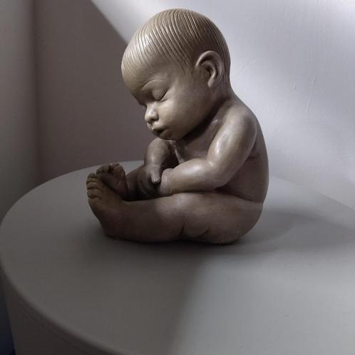 Beeld van pasgeboren kind // Yourin Artiom, Perkeo, 316, Antiek en Kunst, Kunst | Beelden en Houtsnijwerken, Ophalen