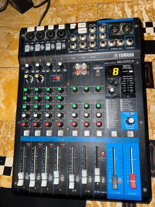 YAMAHA MG10XUF Mixing Console 10 Channel, Musique & Instruments, Tables de mixage, Utilisé, 10 à 20 canaux, Entrée micro, Enlèvement ou Envoi