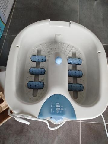 Voet, massagebad beschikbaar voor biedingen